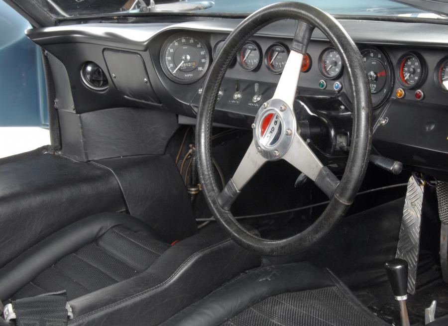  Ford GT40 (Mk I) 1966 года  (фото 5 из 37)